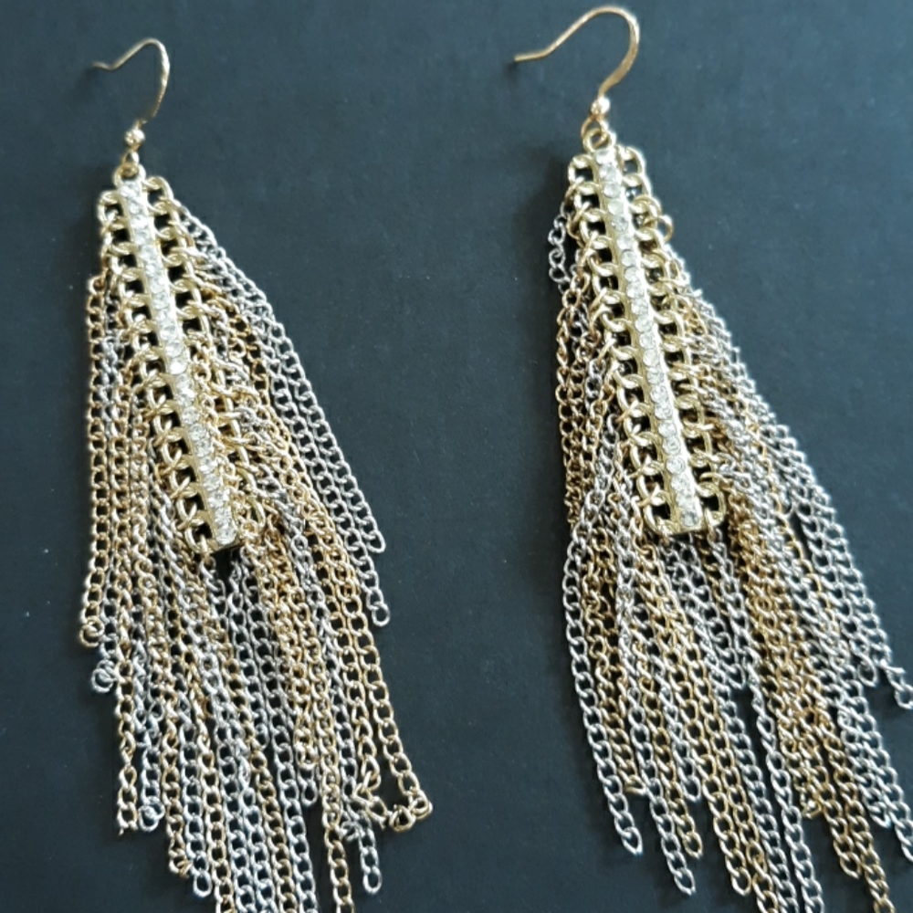 *$3 ADD ON* Chain earrings